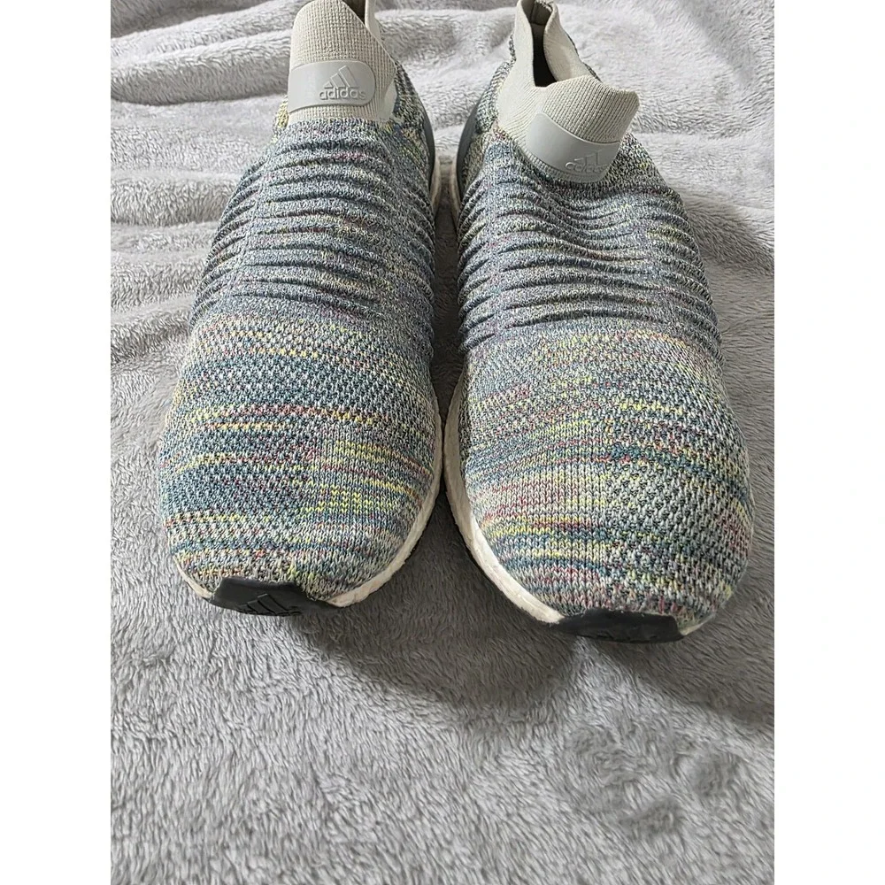 Adidas UltraBoost Laceless Mens 11.5 Multicolor Knit Sneakers CM8200